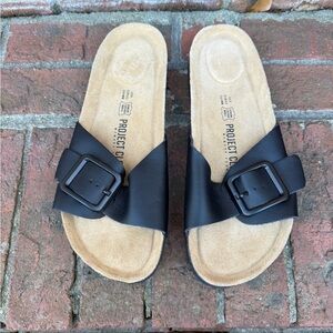 Project Cloud Black Leather Madrid Sandals Size 40 US 9